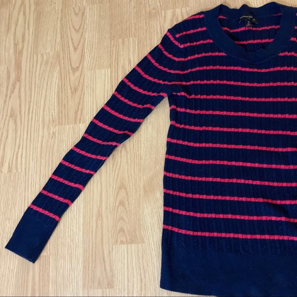 Banana Republic navy blue shirt with pink stripes - Picture 2 of 5